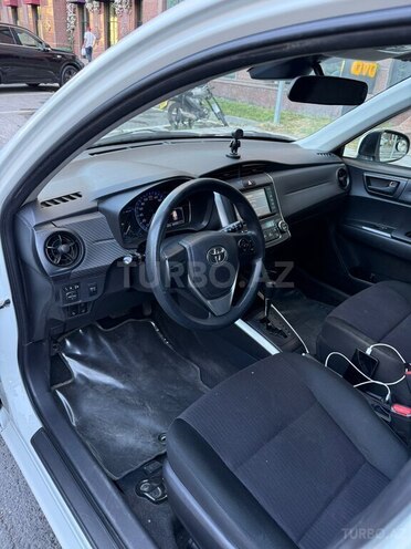 Toyota Corolla Fielder 2018, 176,000 km - 1.5 л - Bakı