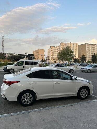 Hyundai Accent 2019, 120,000 km - 1.6 l - Bakı