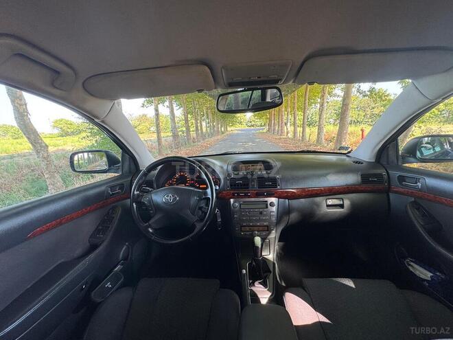 Toyota Avensis 2005, 380,000 km - 2.0 l - Bakı