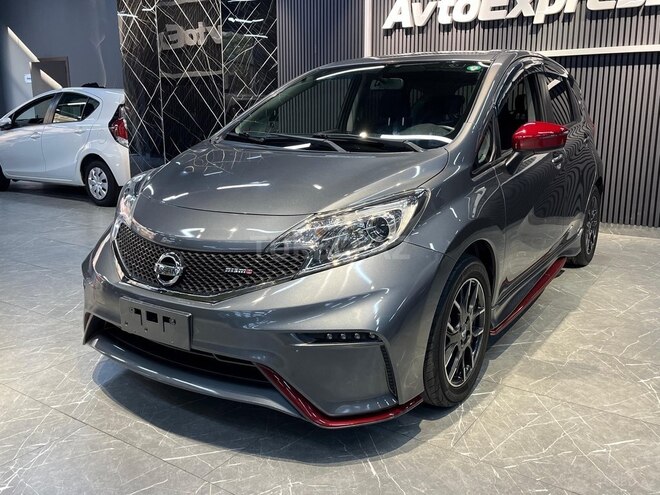 Nissan Note-7