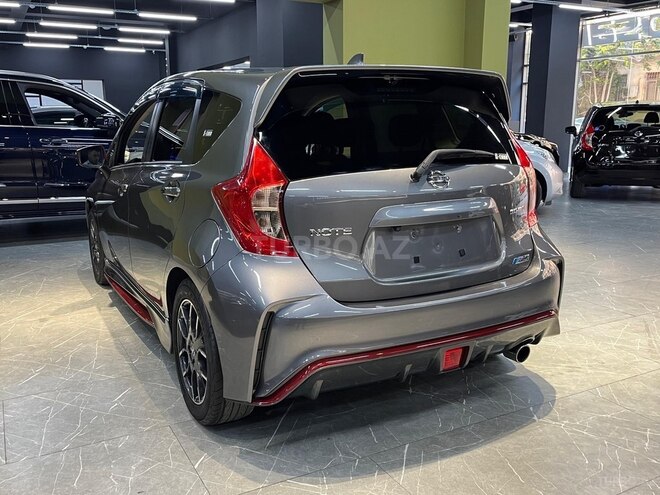 Nissan Note-5