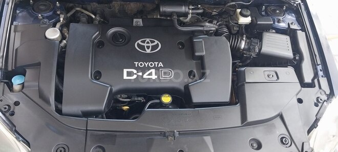 Toyota Avensis 2005, 380,000 km - 2.0 l - Bakı
