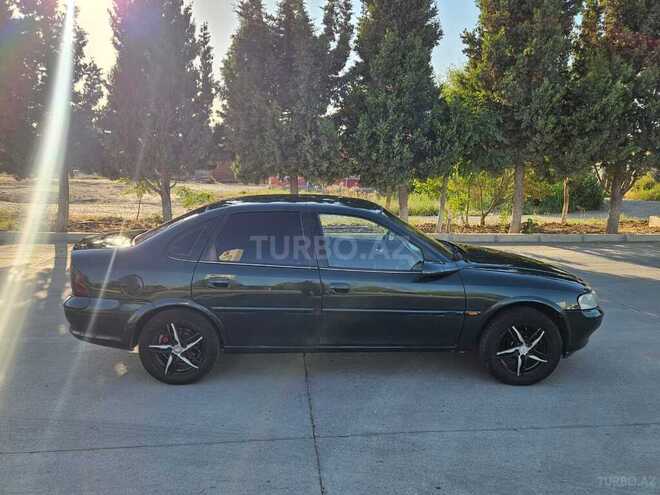 Opel Vectra 1997, 221,000 km - 1.8 l - Sumqayıt