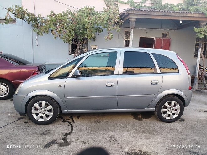 Opel Meriva-3