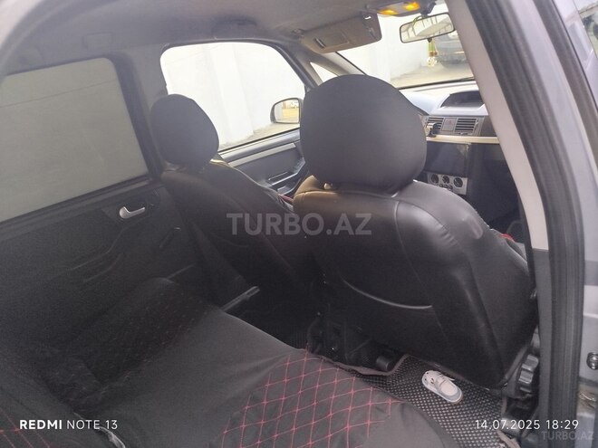 Opel Meriva-6