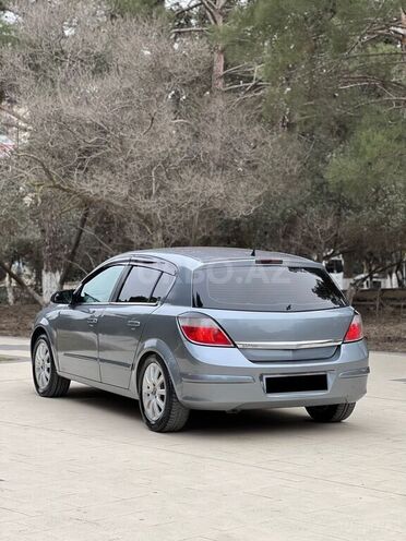 Opel Astra 2005, 300,000 km - 1.4 l - Sumqayıt