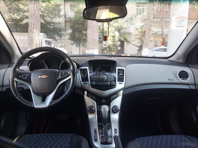 Chevrolet Cruze 2013, 129,300 km - 1.4 l - Şirvan