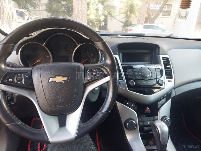 Chevrolet Cruze 2013, 129,300 km - 1.4 l - Şirvan