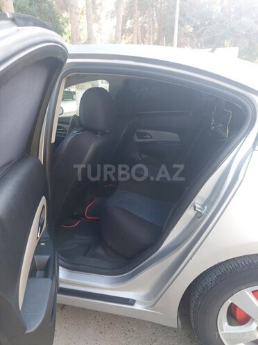 Chevrolet Cruze 2013, 129,300 km - 1.4 l - Şirvan