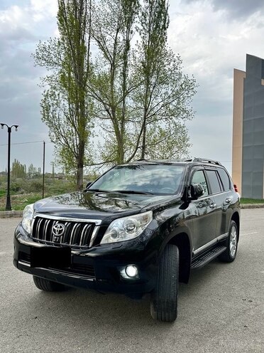 Toyota Land Cruiser Prado 2012, 185,000 km - 2.7 л - Quba