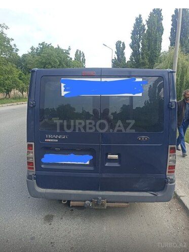 Ford Transit-2