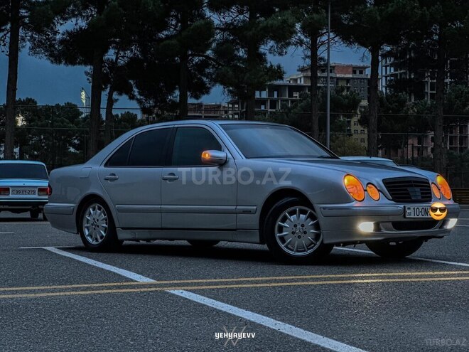 Mercedes E 220 d 1999, 358,700 km - 2.2 л - Sumqayıt
