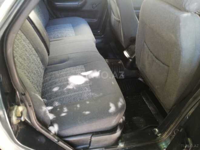 GAZ 31105 2004, 182,000 km - 2.3 l - Sumqayıt