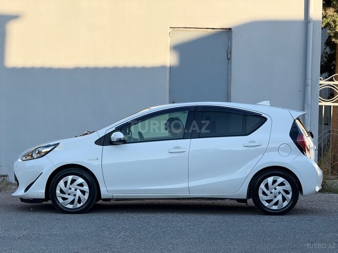 Toyota Aqua 2019, 32,000 km - 1.5 l - Bakı