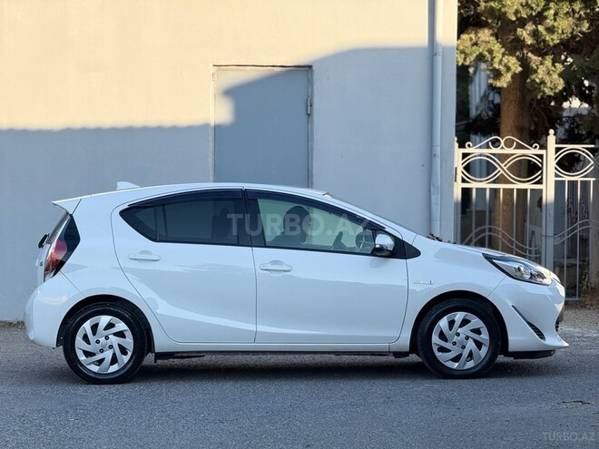 Toyota Aqua 2019, 32,000 km - 1.5 l - Bakı