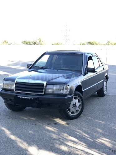 Mercedes 190 1990, 326,875 km - 2.0 l - Qobustan