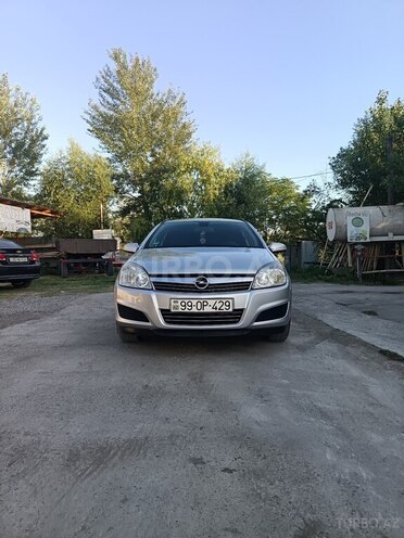 Opel Astra 2007, 211,000 km - 1.3 l - Ucar