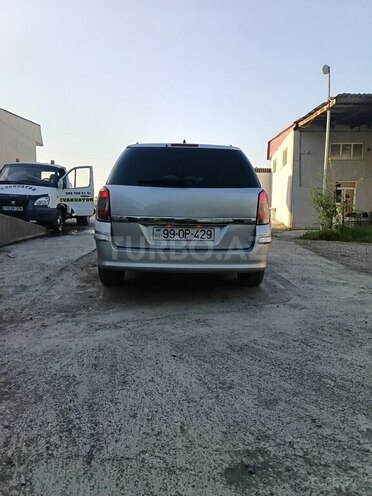Opel Astra 2007, 211,000 km - 1.3 l - Ucar