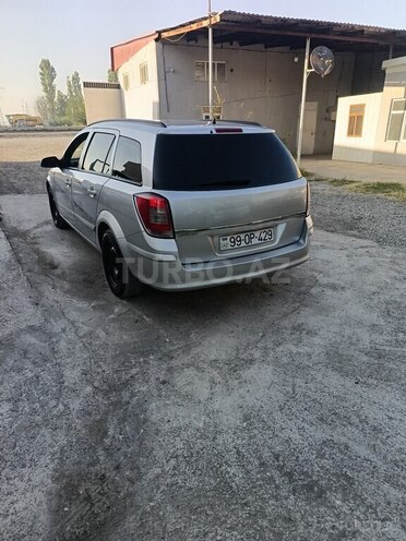Opel Astra 2007, 211,000 km - 1.3 l - Ucar