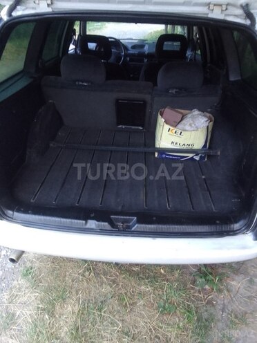 Opel Astra 1994, 542,831 km - 1.6 l - Quba
