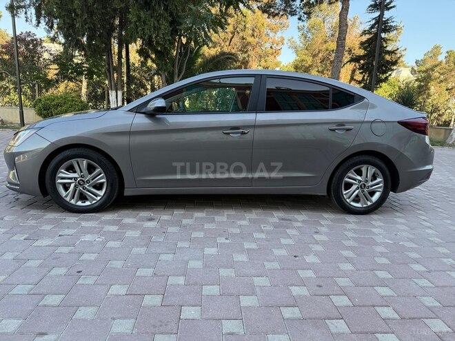 Hyundai Elantra 2019, 170,590 km - 2.0 l - Şirvan