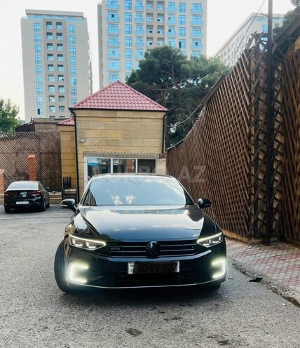 Volkswagen Passat 2021, 71,000 km - 1.5 l - Bakı