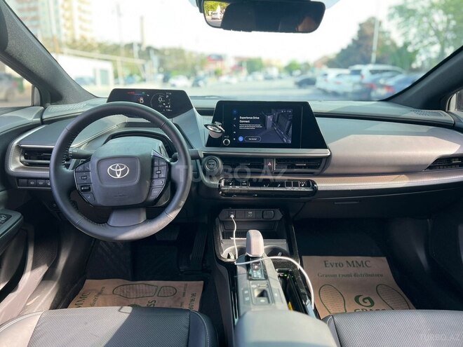 Toyota Prius 2023, 35,000 km - 2.0 л - Bakı