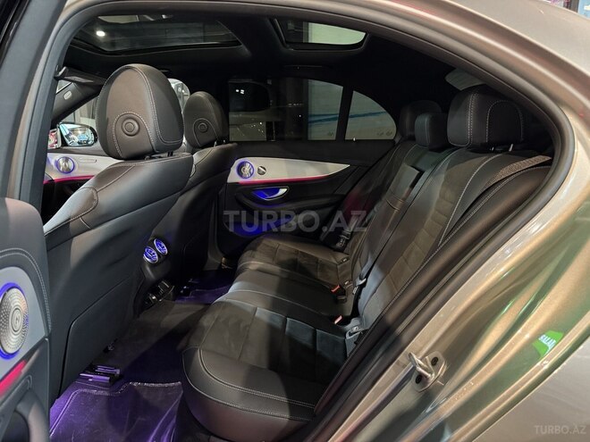 Mercedes E 300 e 4MATIC 2022, 25,000 km - 2.0 л - Bakı