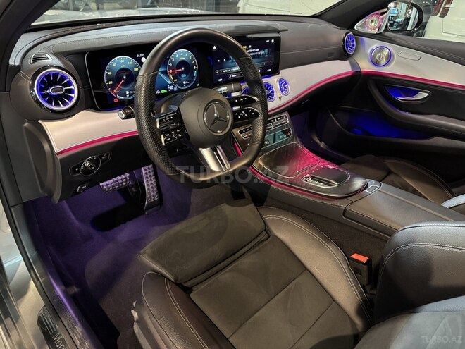 Mercedes E 300 e 4MATIC 2022, 25,000 km - 2.0 л - Bakı