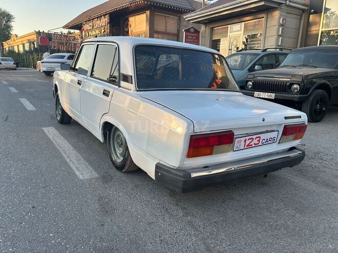 LADA (VAZ) 2107-4