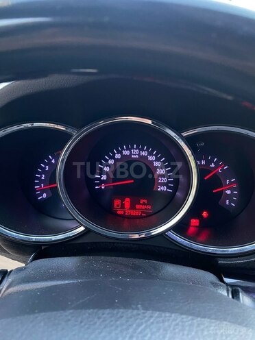 Kia Sorento 2010, 270,000 km - 2.0 л - Bakı