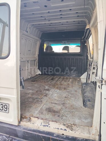 Ford Transit-7