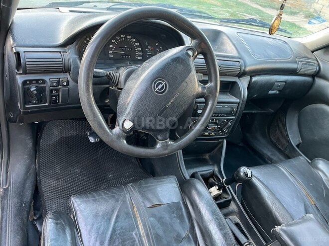Opel Astra 1996, 372,188 km - 1.4 l - Sabirabad