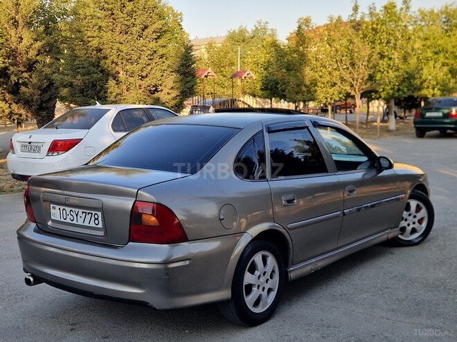 Opel Vectra 1999, 254,378 km - 1.8 l - Sumqayıt