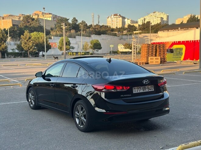 Hyundai Elantra 2018, 57,000 km - 2.0 l - Bakı