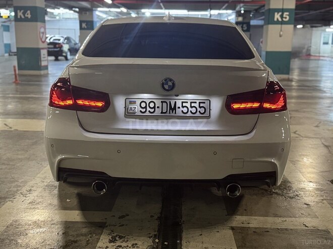BMW 320-2