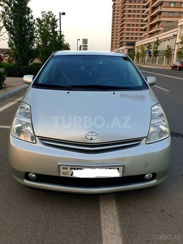 Toyota Prius-1