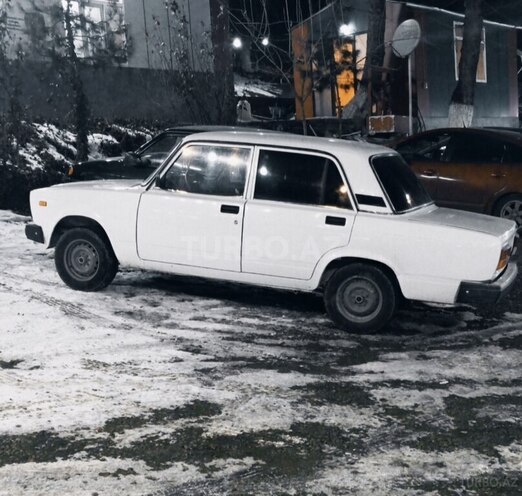 LADA (VAZ) 2107 2007, 678,000 km - 1.6 l - Ucar
