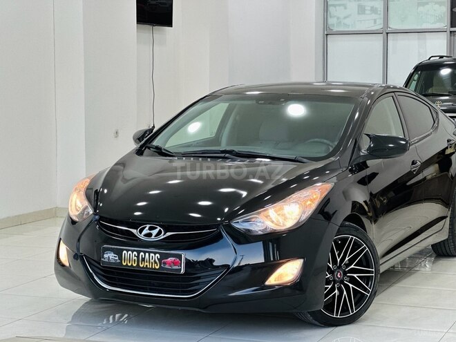 Hyundai Elantra-2