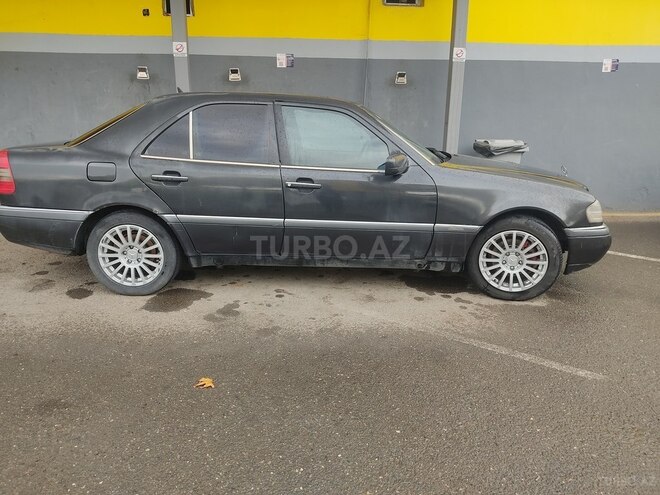 Mercedes C 220 1994, 598,684 km - 2.2 л - Füzuli