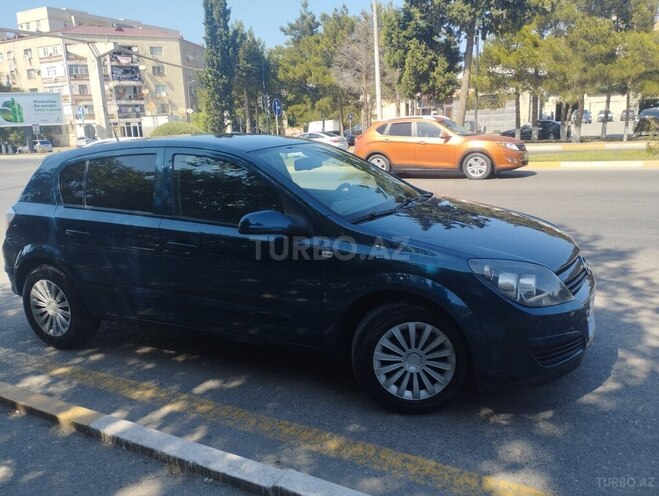 Opel Astra 2006, 293,000 km - 1.4 l - Sumqayıt