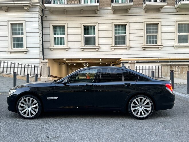 BMW 740 2011, 200,000 km - 3.0 л - Bakı
