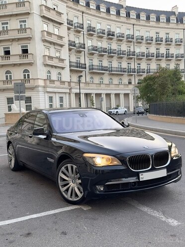 BMW 740 2011, 200,000 km - 3.0 л - Bakı