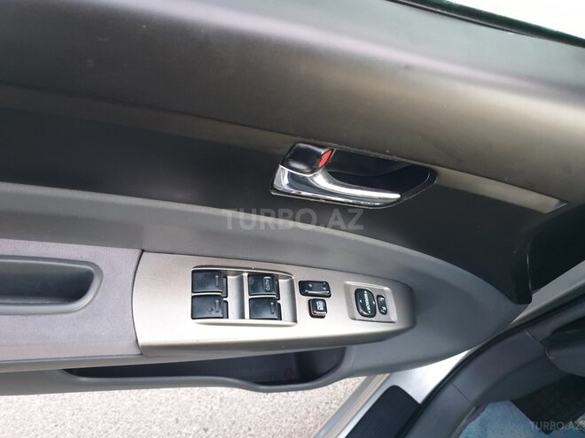Toyota Prius-17