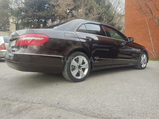 Mercedes E 220 d 2010, 250,000 km - 2.2 л - Bakı