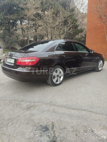Mercedes E 220 d 2010, 250,000 km - 2.2 л - Bakı