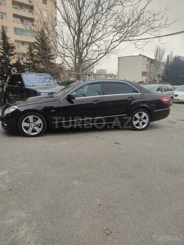 Mercedes E 220 d 2010, 250,000 km - 2.2 л - Bakı