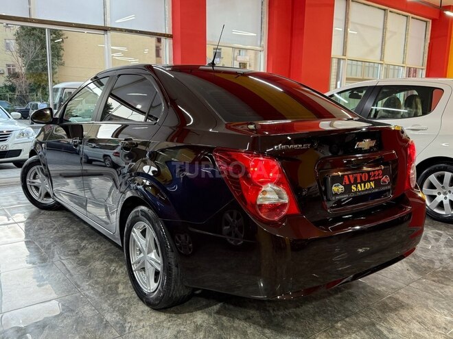 Chevrolet Aveo-4