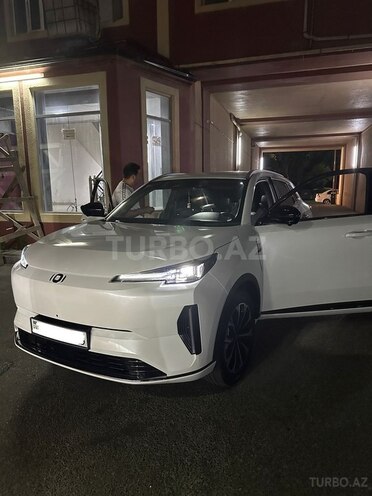 Changan Qiyuan Q05-3