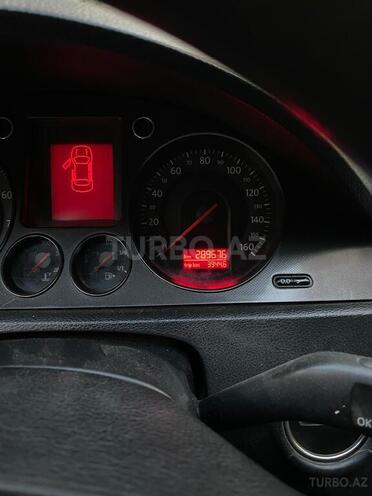 Volkswagen Passat 2005, 289,600 km - 2.0 л - Bakı